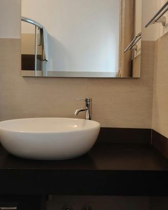 Arredo Bagno Moderno: Lavabo Villeroy & Boch, Mobi
