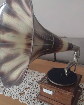 grammofono a tromba