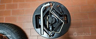 Ruotino mai usato per panda con cricket