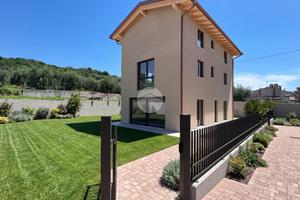 VILLA SINGOLA A BARDOLINO