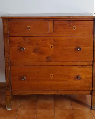 Cassettone fine '800 in legno massello