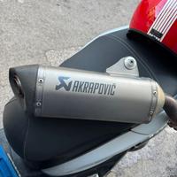 Terminale Akrapovic BMW c sport