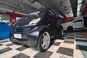 Smart ForTwo 700 coupé Brabus (55 kW)