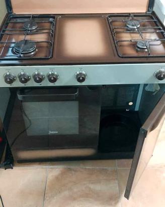 cucina a 5 fuochi a gas  zoppas 
