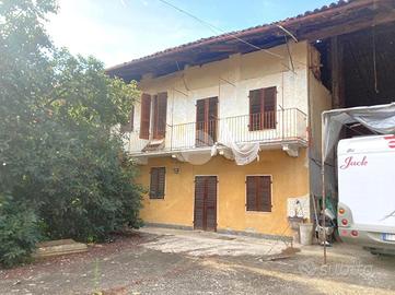 CASA SEMINDIPENDENTE A RIVAROLO CANAVESE