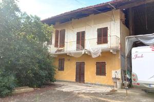 CASA SEMINDIPENDENTE A RIVAROLO CANAVESE