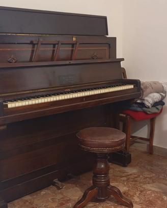 Pianoforte verticale 