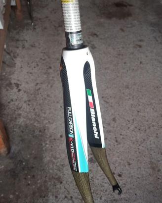 Forcella per bici da corsa full carbon