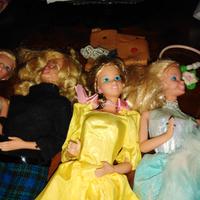 Lotto barbie varie + barbie dream shop 1984