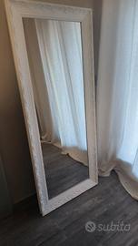 Specchio stile classico bianco rifiniture gessate