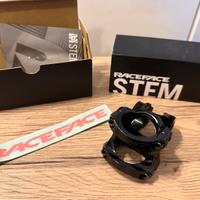 Attacco manubrio RACE FACE TURBINE-R