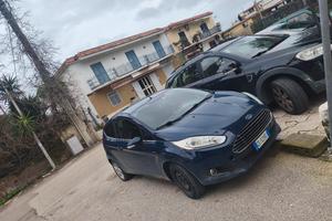 Ford Fiesta anno 2014 benzina GPL casa madre 