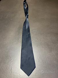 Cravatta e fazzoletto da taschino Trussardi