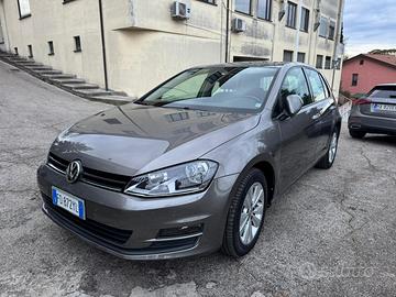 Volkswagen Golf 1.6 TDI 110 cv Executive BMT