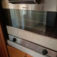 Forno elettrico Smeg professionale.