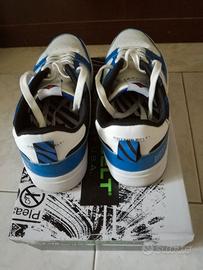 Scarpe sportive eleganti