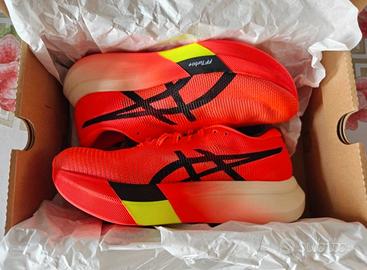 ASICS Metaspeed Sky 44