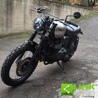 TRIUMPH Bonneville Bobber Black T100 Black