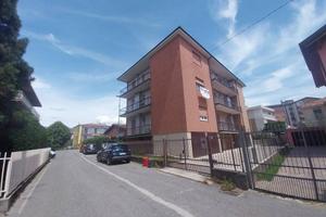 Appartamento di 132 m² con 4 locali e box auto a S