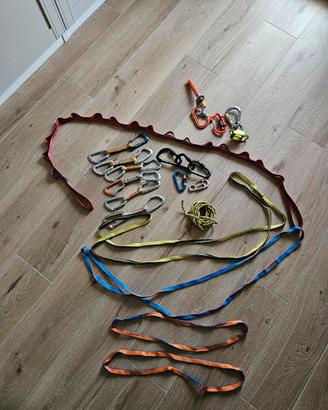 Attrezzatura alpinismo/arrampicata