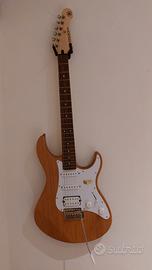 chitarra elettrica Yamaha 