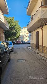 Luminoso ufficio pressi P.zza Indipendenza Uf/2