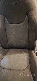 Jeep regegade sedile