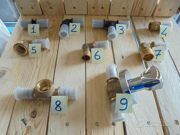 Raccordi Geberit Mepla a pinzare dm.26