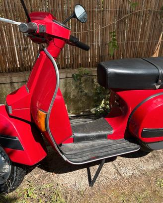 Vespa PX 125 E Arcobaleno - restaurata - documenti