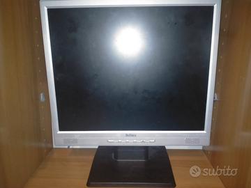  PC fisso completo da riprogrammare 