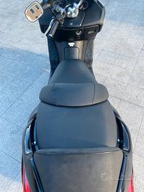 Honda Forza 250 del 2006 con 19500 km