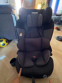 Seggiolino NANIA con porta biberon