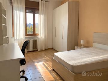 Camera singola LIBERA SUBITO - QUARTIERE TRIESTE
