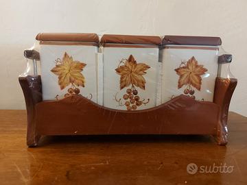 Barattoli cucina di legno e ceramica