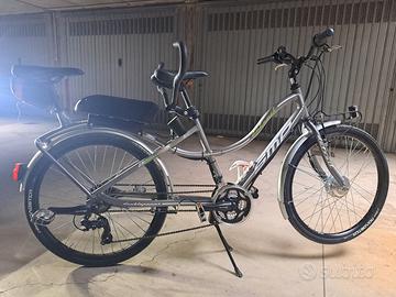 tandem a pedalata assistita