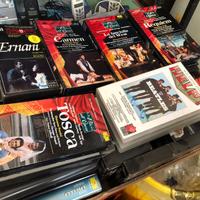 55 VHS Opere Liriche +Beatles