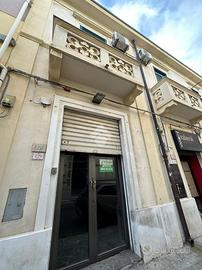 NEGOZIO A REGGIO DI CALABRIA