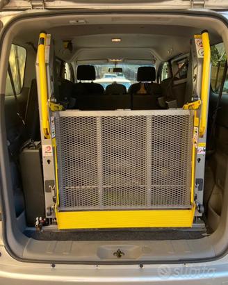 Pedana Idraulica Auto Per Disabili