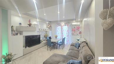 M. MARINE: 3 VANI IN RESIDENCE CON POSTO MOTO