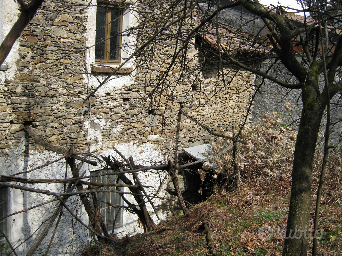 Rustico vicino a colico - Vista 4