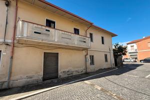 Bilocale da ristrutturare a Musei