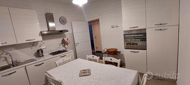 Appartamento per 5 persone a 500 mt dal mare