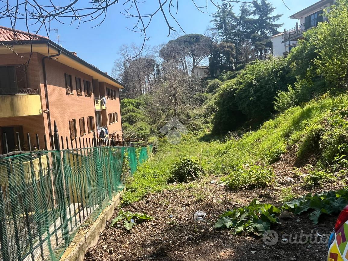 TER. RESIDENZIALE A MONTE COMPATRI - Vista 2