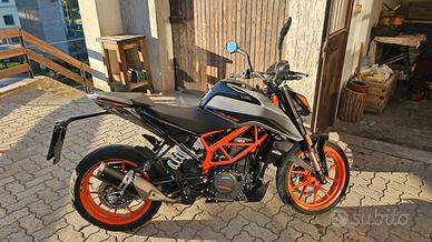 ktm duke 390
