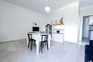 VILLA A SCHIERA A MANDURIA