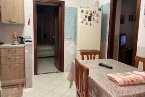 2 LOCALI A PORTICI