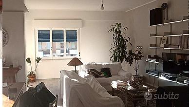 Lotto unico: appartamento e cantina