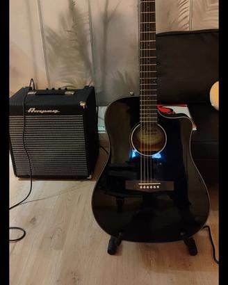 Chitarra acustica Fender + amplificatore Ampeg 30w