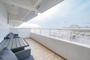 Prestigioso Attico Duplex Fronte Mare a Jesolo