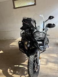 BMW R 1250 Gs triple black
